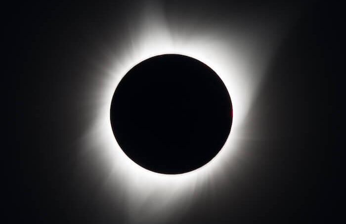 Eclipse solar total en Ibiza el 12 de agosto de 2026: Vive un evento extraordinario desde una villa de lujo.